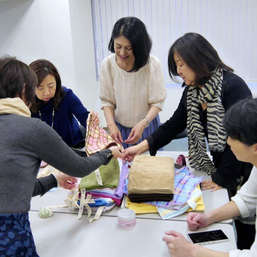 外見ケアセミナー(帽子づくり)