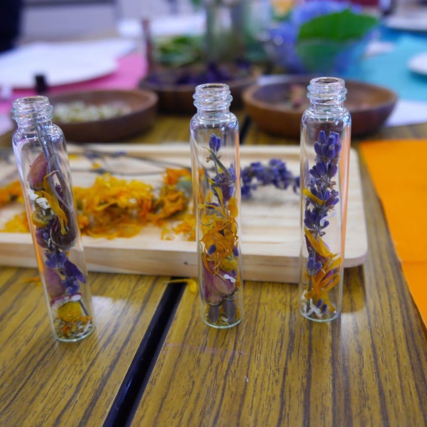 外見ケアセミナー(帽子づくり)